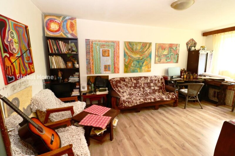 Metrou Dristor, apartament 2 camere decomandat, etaj 2/8, bloc 1985.